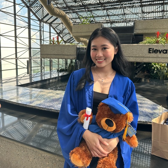 Meet your Posher, Celine - Picture 1 of 1